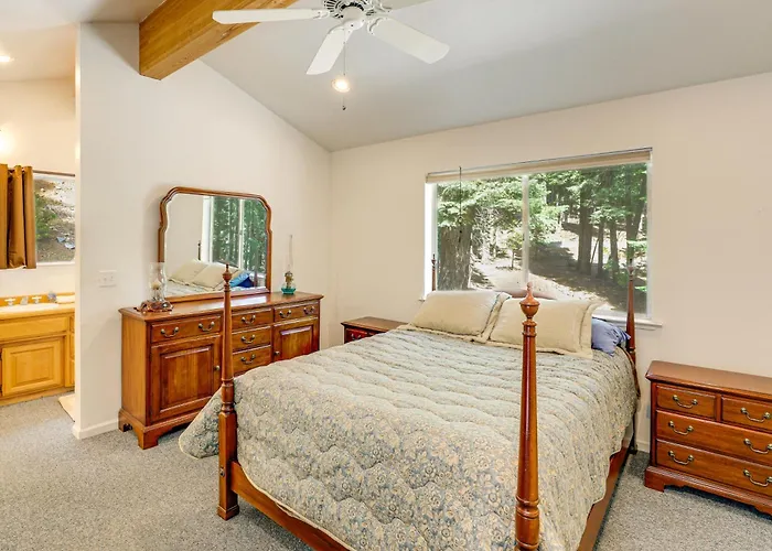 Near Beaches & Boat Launches! Lake Almanor Getaway